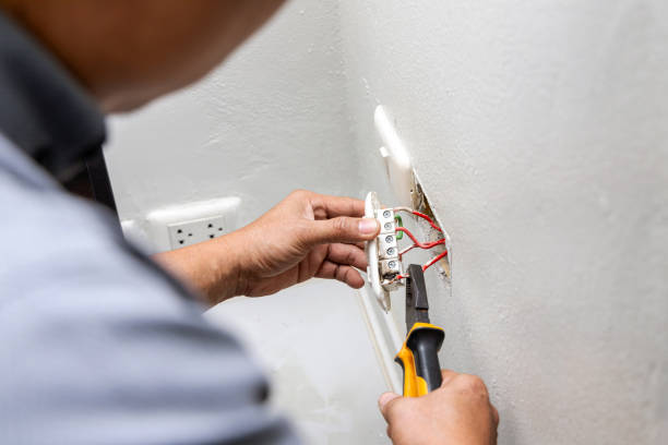Best Affordable Emergency Electrician  in Mount Holly Springs, PA